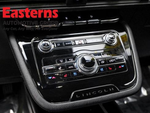 Used 2022 Lincoln Corsair AWD w/ Equipment Group 101A image 20