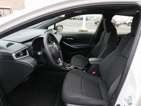 Used 2021 Toyota Corolla SE image 16