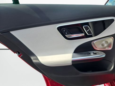 New 2026 Mercedes-Benz C 300 4MATIC Sedan image 19