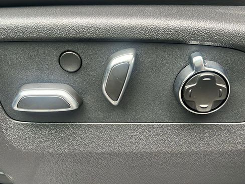 New 2026 GMC Sierra 1500 Denali Ultimate AWD/4WD image 11