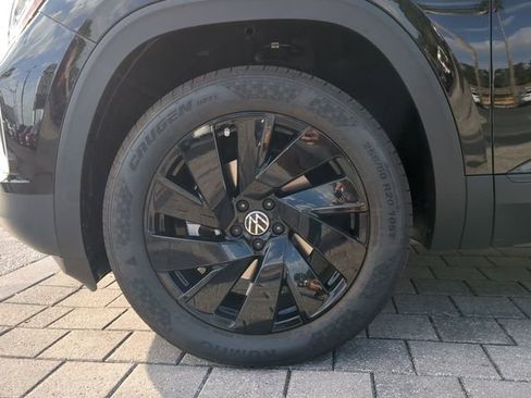 New 2026 Volkswagen Atlas SE image 34