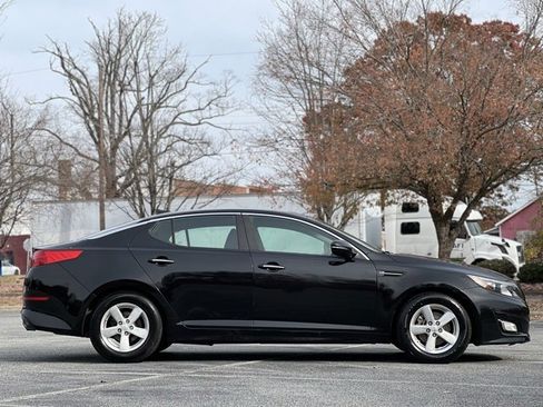 Used 2015 Kia Optima LX image 4