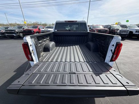 New 2026 GMC Sierra 1500 SLT w/ SLT Premium Package AWD/4WD image 29