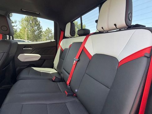 Used 2023 GMC Canyon AT4X AWD/4WD image 19