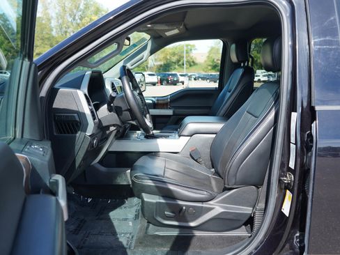 Used 2019 Ford F150 Lariat AWD/4WD image 22