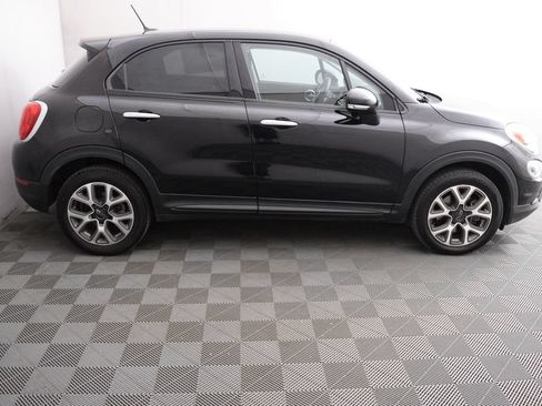 Used 2017 FIAT 500X Trekking w/ Cold Weather Package FWD image 4