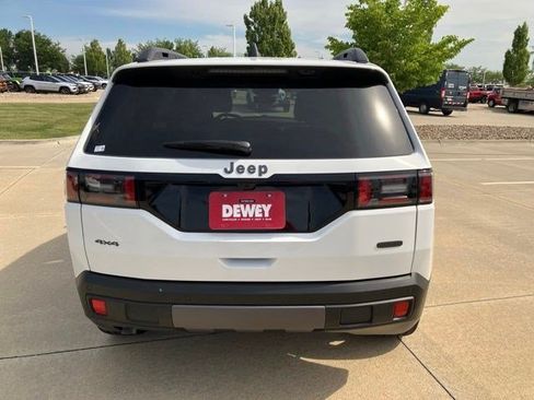 New 2026 Jeep Cherokee Overland w/ Advanced Pro Tech Group AWD/4WD image 7