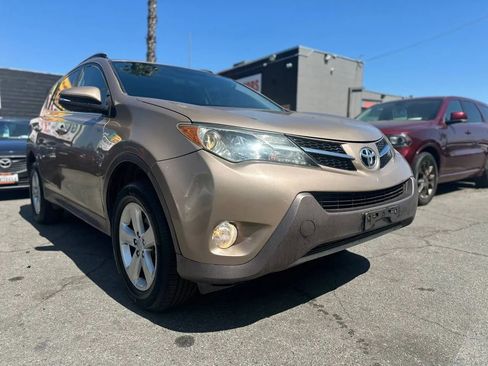 Used 2014 Toyota RAV4 XLE image 3