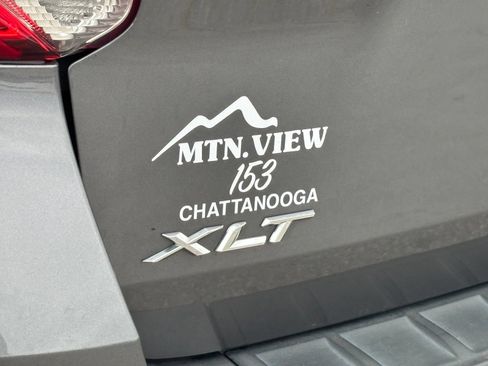 Used 2023 Ford Explorer XLT RWD image 11
