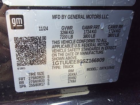 Used 2025 GMC Sierra 1500 AT4 w/ AT4 Premium Package image 32