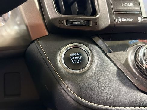 Used 2014 Toyota RAV4 Limited AWD/4WD image 9