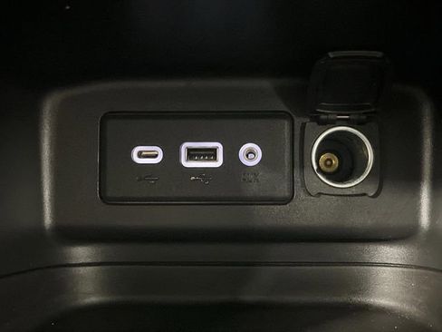 Used 2020 Chevrolet Equinox LT image 23