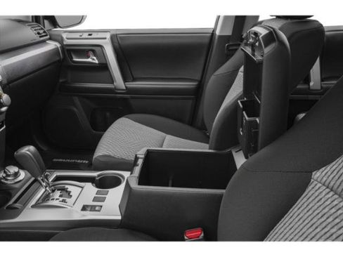 Used 2021 Toyota 4Runner SR5 AWD/4WD image 14