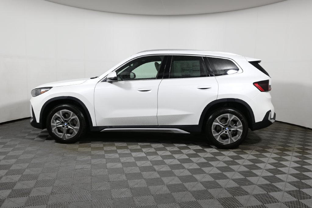 Used 2026 BMW X1 xDrive28i w/ Technology Package AWD/4WD image 2