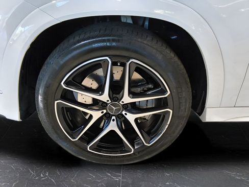 Used 2024 Mercedes-Benz GLE 53 AMG 4MATIC Coupe image 11