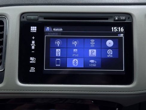 Used 2017 Honda HR-V EX-L image 32