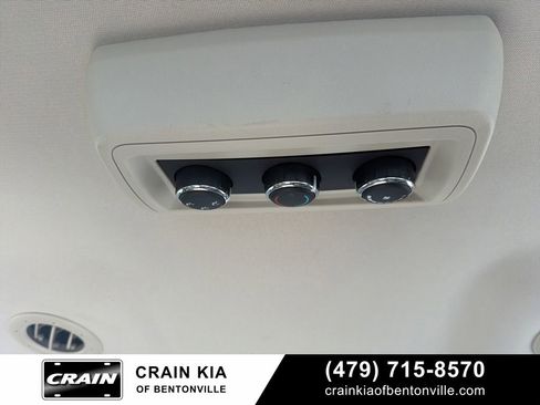 Used 2015 Dodge Journey American Value Package w/ Flexible Seating Group FWD image 30