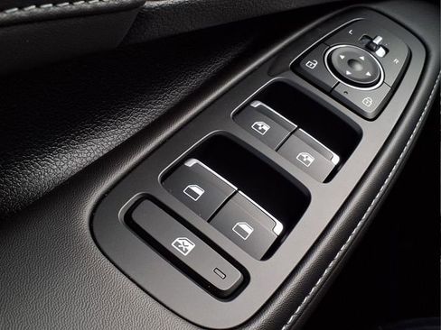 Used 2023 Hyundai Sonata Limited image 24