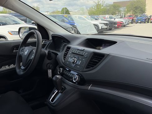 Used 2015 Honda CR-V LX image 13