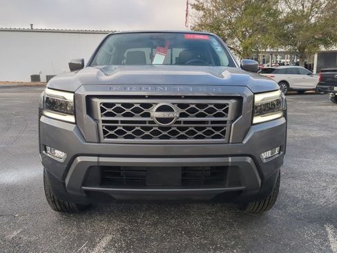 Certified 2024 Nissan Frontier SL RWD image 9