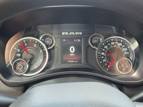 Used 2023 RAM 2500 Tradesman w/ Chrome Appearance Group image 19