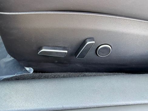 Used 2023 Tesla Model 3 Standard Range RWD image 10
