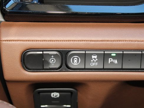 Used 2023 Acura MDX FWD w/ Technology Package image 30