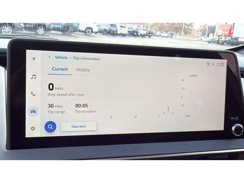 New 2026 Toyota Prius Plug-In Hybrid FWD image 18