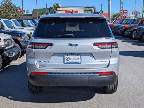 Used 2021 Jeep Grand Cherokee L Limited image 6