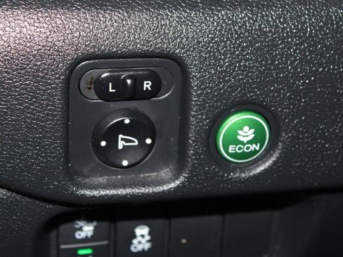 Used 2022 Honda Pilot Special Edition image 11