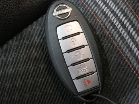 Used 2024 Nissan Altima 2.5 SR FWD image 24