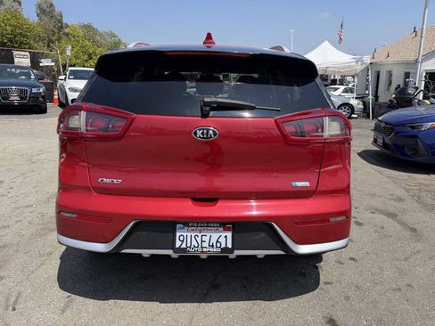 Used 2019 Kia Niro LX FWD image 4