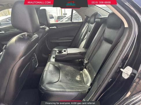 Used 2016 Chrysler 300 C AWD/4WD image 18