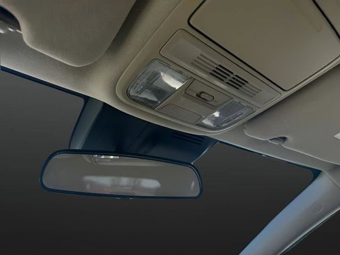 Used 2021 Honda CR-V LX image 20