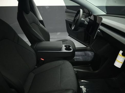 Used 2026 Tesla Model Y 2WD image 54