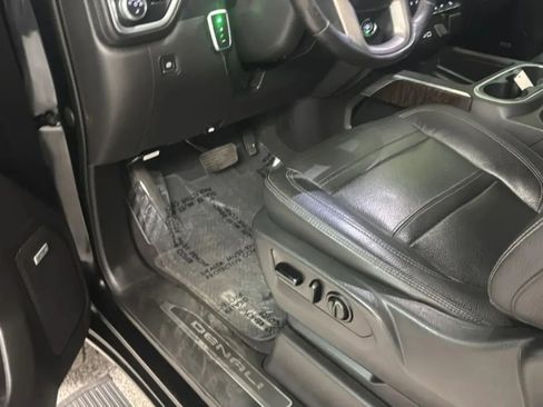 Used 2020 GMC Sierra 1500 Denali w/ Technology Package AWD/4WD image 23