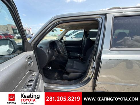 Used 2013 Jeep Patriot Sport w/ PWR Value Group FWD image 9