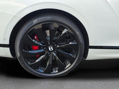 New 2025 Bentley Continental GT image 14