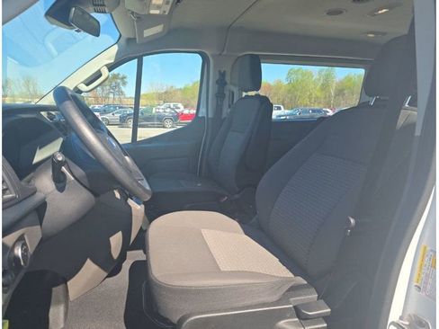 Used 2024 Ford Transit 350 XLT image 7