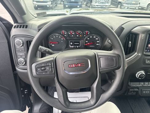 New 2026 GMC Sierra 2500 Pro w/ Convenience Package image 17