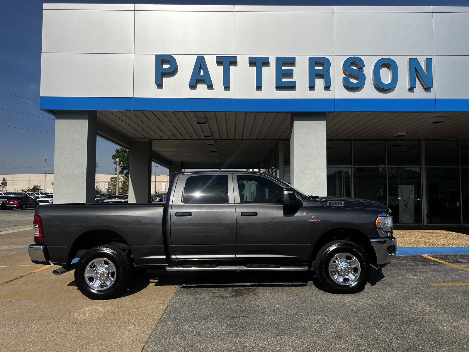 Used 2024 RAM 2500 Tradesman w/ Chrome Appearance Group AWD/4WD image 1
