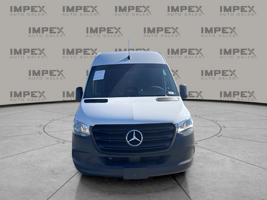 Used 2025 Mercedes-Benz Sprinter 2500 image 8