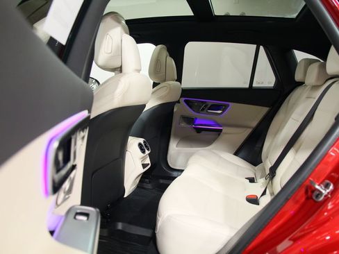 Certified 2026 Mercedes-Benz GLC 300 4MATIC image 30