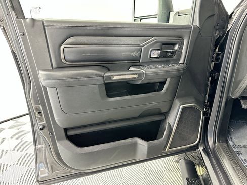 Used 2023 RAM 3500 Limited w/ Night Edition image 15