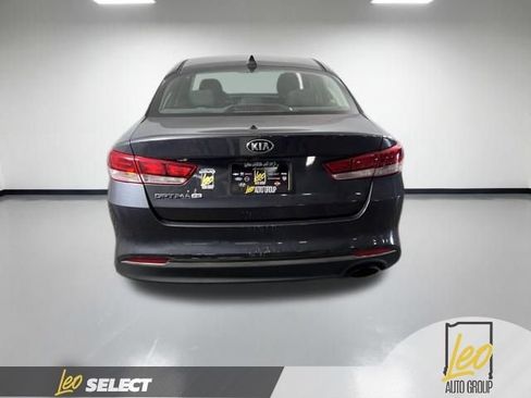 Used 2017 Kia Optima LX FWD image 7