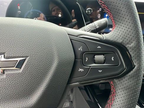 New 2026 Chevrolet Trax RS w/ Driver Confidence Package image 20