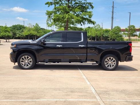 Used 2021 Chevrolet Silverado 1500 High Country w/ Technology Package AWD/4WD image 4