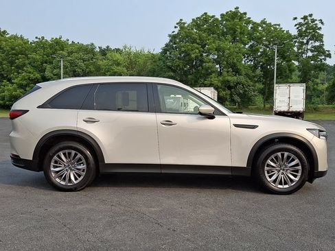 Used 2024 MAZDA CX-90 3.3 Turbo w/ Preferred Plus AWD/4WD image 10