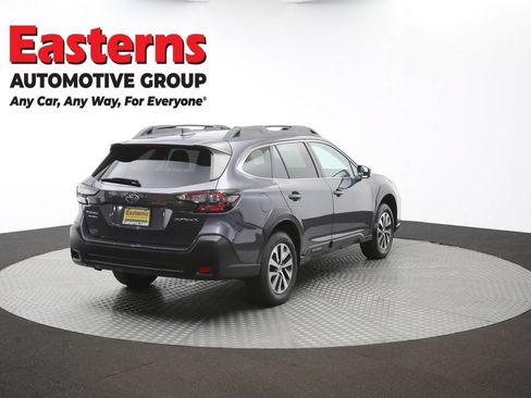 Used 2023 Subaru Outback Premium AWD/4WD image 38