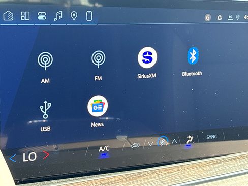 New 2026 Chevrolet Suburban LS image 9